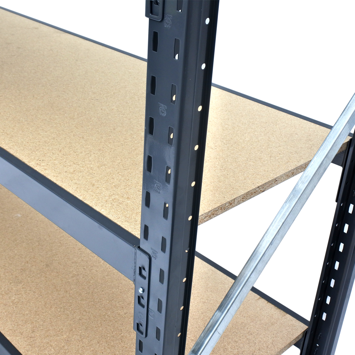 LONGSPAN-SHELVING-WITH-BOARD-CLOSE-UP